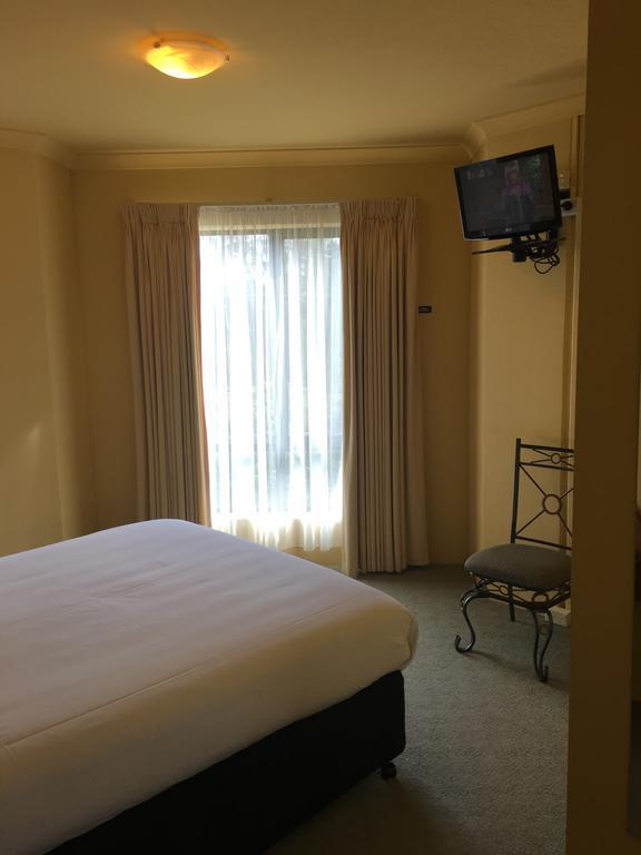 Hopkins House Motel & Apartments Warrnambool Eksteriør billede