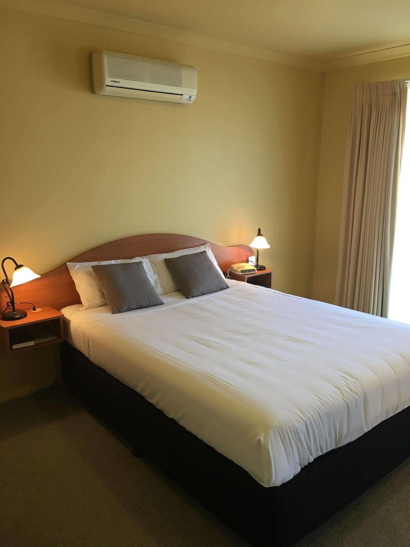 Hopkins House Motel & Apartments Warrnambool Eksteriør billede